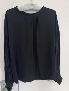NOBLE ✳︎とろみブラウス 美品のサムネイル
