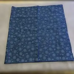 ダークブルー 花柄 綿生地106×110