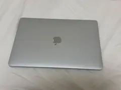 MacBook Pro（Thunderbolt 3ポート × 2）シルバー