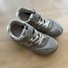 キッズスニーカー　New Balance373　グレー　21cm