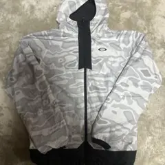 【新品】オークリー　メンズブルゾン