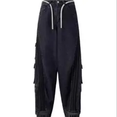Adidas ADILLENUM 31サイズ　デニムパンツ ブラックJY4514