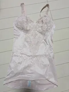 シャルレ　ボディスーツ【未使用品】