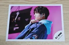 佐野晶哉 公式写真 2020年 ZeppLIVE グッズオフショット