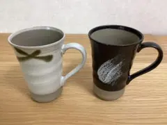 白と黒の陶器製マグカップセット