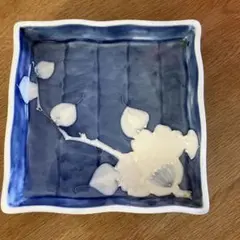 青色の花模様の皿 5枚セット