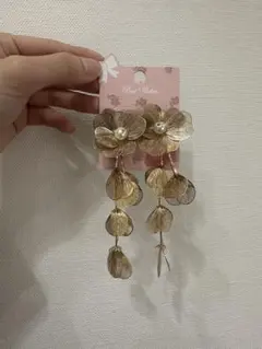 ブライダルアクセサリー、ピアス、ゴールド