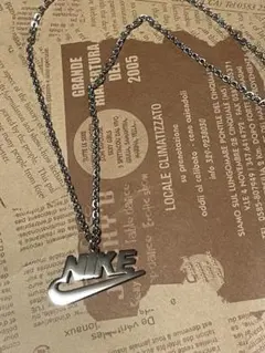 Item thumbnail for item 655646db-5903-45b9-8e82-3b6cfa77333c