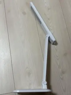 LED デスクライト ホワイト 折りたたみ式
