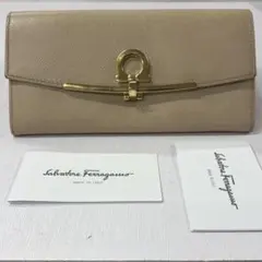 新品同様‼️ 現行 RFID サルヴァトーレフェラガモ 財布 長財布 
