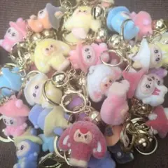 ラブブ　ベビースリー　カラフルキーホルダーセット