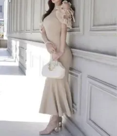 ROYAL PARTY ダイヤネックラッフルスリーブマーメイドワンピース