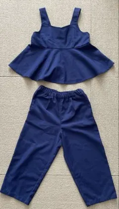 ネイビー トップスとパンツのセット