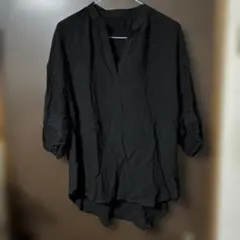 お値下げ‼️earth music ecologyブラックVネック長袖シャツ新品