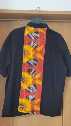 ⭐チャイハネ⭐パッチワーク⭐刺し子カラフル花柄アクセント半袖シャツのサムネイル