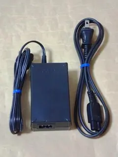 〈 Canon コンパクトパワーアダプター CA-570 S 〉のサムネイル