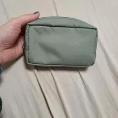 無印良品　ナイロンコンパクトポーチ
