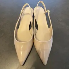 CHARLES & KEITH スリングバックパンプス ベージュのサムネイル