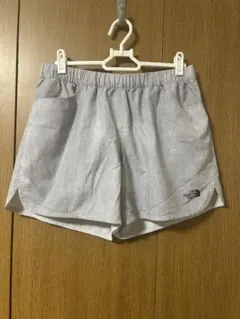 THE NORTH FACE グレー ショートパンツ　ランニング