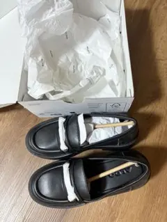 ALDO ブラック ローファーのサムネイル