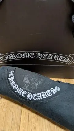 新品未使用 クロムハーツ ネックロゴ ポケットTシャツ L ブラックのサムネイル