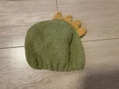 恐竜トゲ付きニット帽