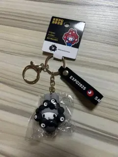 【万博限定商品】黒ミャク×サンリオマイメロキーホルダー EXP02025
