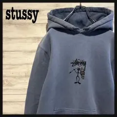 【即完売モデル】ステューシー☆センター刺繍ロゴ　人気デザイン　パーカー