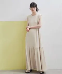 【美品】ADAM ET ROPE’ 　フォルムローカットワンピース