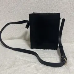 MURA スクエア ショルダーバッグ ブラック