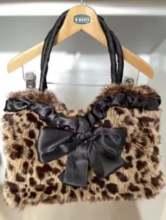 PEACH JOHN ヒョウ柄ファートートバッグ