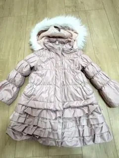 フリル付きピンクダウンコート