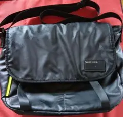 ディーゼル　メッセンジャーバッグ　ショルダーバック　DIESEL