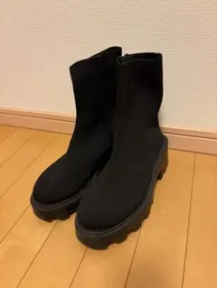 値下げ　chico ショートブーツのサムネイル