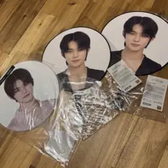 SEVENTEEN WONWOO IMAGE PICKET うちわ 2種セット - メルカリ