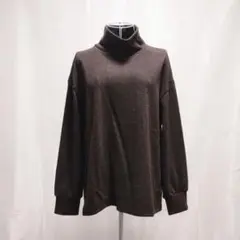 【試着のみ】GU セーター　長袖　ブラウン　ハイネック