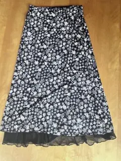 フレアロングスカート 花柄 黒白
