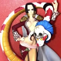 ワンピース　ボア　ハンコック　フィギュア （中古品）色あせ有り　高さ約22センチ