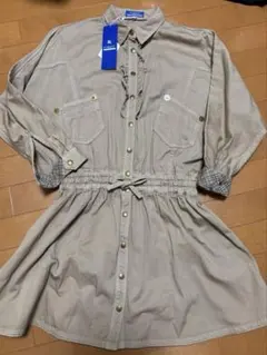 バーバリーブルーレーベル ベージュ フリルシャツワンピース です✨