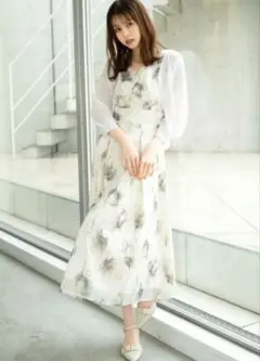 水彩グラデーションフラワーワンピース ミッシュマッシュのサムネイル