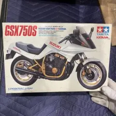 アオシマ旧ロゴSUZUKI GSX250E 1/12 プラモデル 絶版 - メルカリ