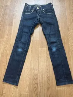 ato｜アトウのデニムパンツ、立体裁断デザイン、48サイズ - メルカリ