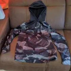 Nike 迷彩柄 フード付きパーカー
