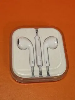 Apple iPhone 純正　EarPods 3.5mmジャック ホワイト