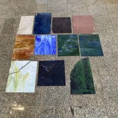 多様な色合いのステンドグラスの材料 11枚　端材