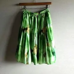 【美品】TOCCA 水彩画調プリーツスカート グリーン系 サイズ0のサムネイル