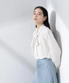 【美品】ナノユニバース　2way ボウタイブラウス