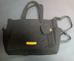 KIU ブラック トートバッグ 小型ポーチ付き