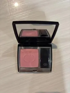 ☆YSL ブラッシュクチュール / No.9 ロゼ ラヴァリエール チークカラー