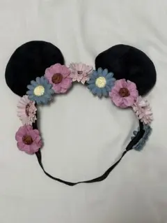 【値下げしました】ディズニー　花付きカチューシャ(ヘアバンド)